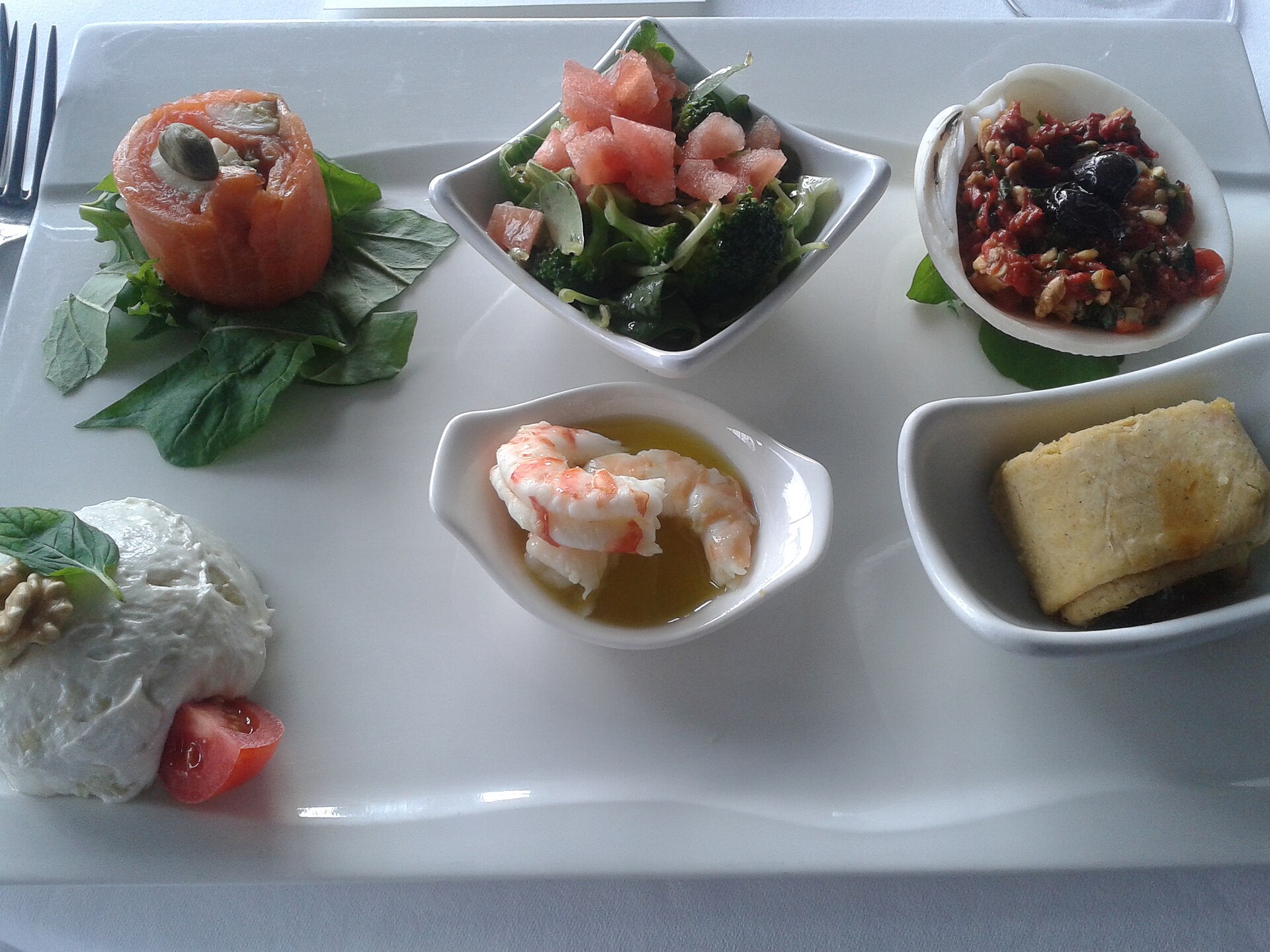 Turkish meze and seafood by the Bodrum waterfront